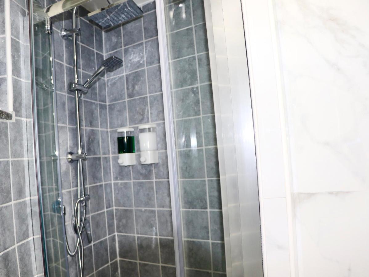 House Relax Apartment Centro Di Napoli Екстер'єр фото