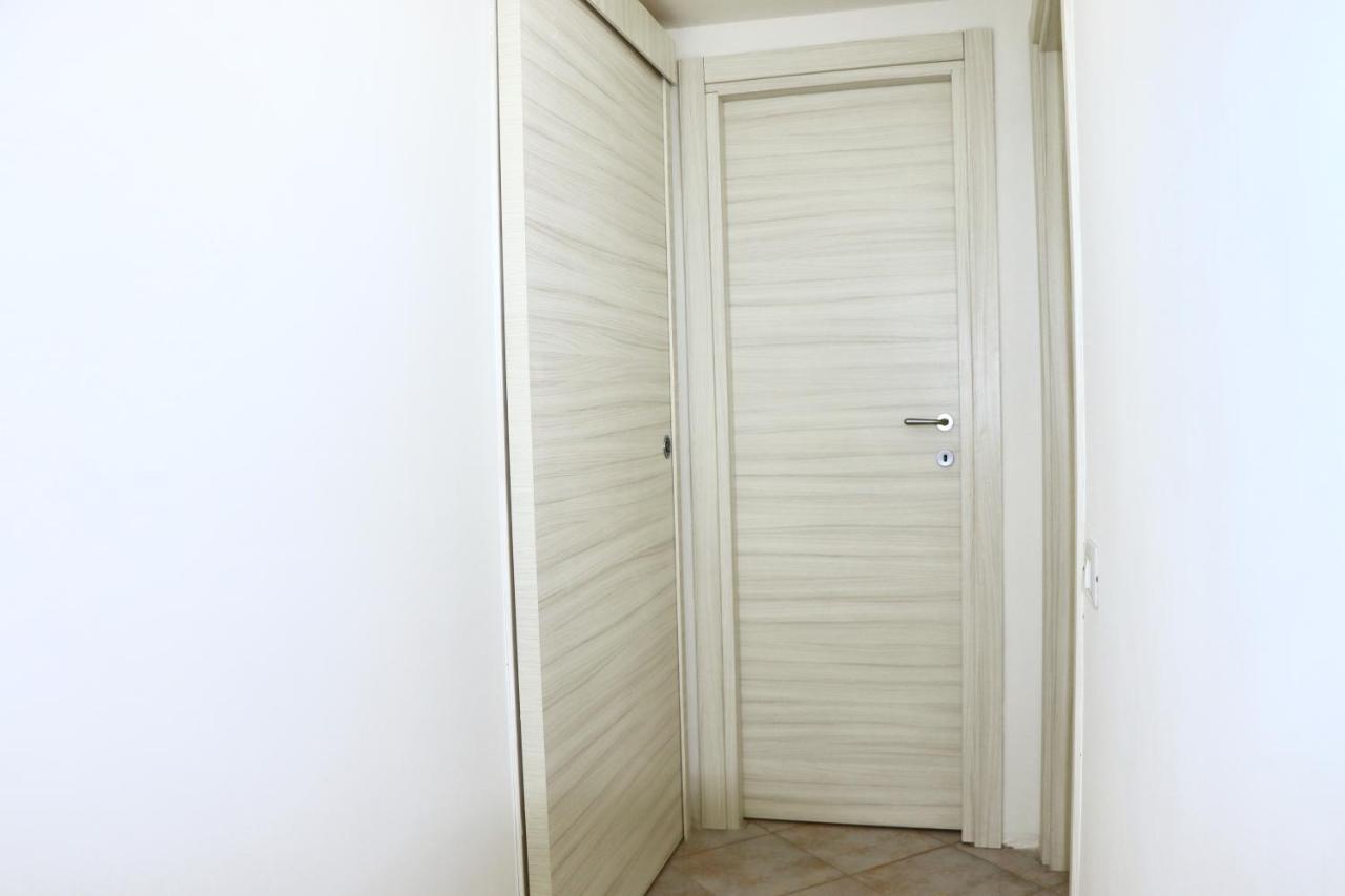 House Relax Apartment Centro Di Napoli Екстер'єр фото